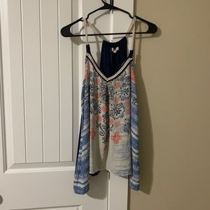 Flowy Tank